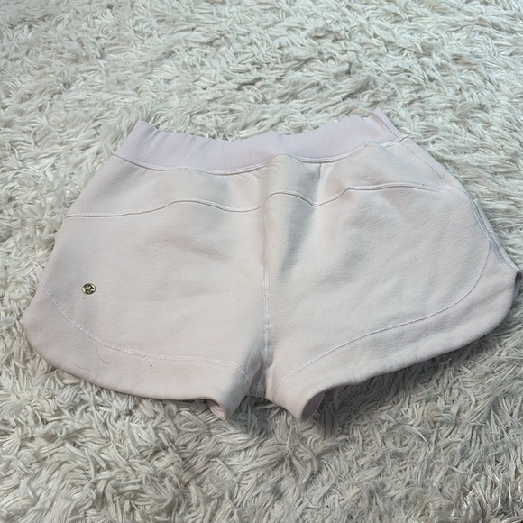 Lululemon Cheek Warmer Short Neutral Blush - Picture 4 of 4